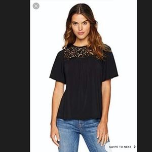 NWT Adrianna papell Black Lace combo Top size M